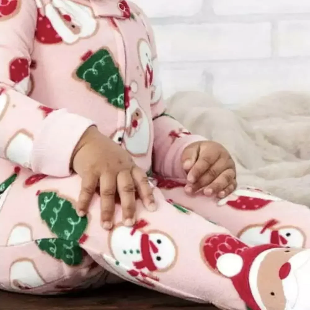 🍄 3/$15 Carter’s Fleece Footie Pajamas Girls 2T Pink Christmas Santa Snowman